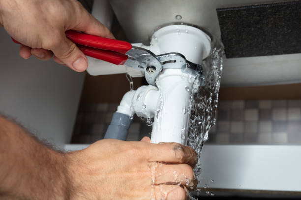 Best Professional water damage repair  in Banning, CA